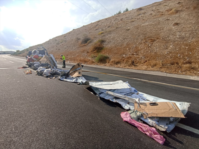 Gaziantep-Şanlıurfa otoyolunda minibüs devrildi: 5 ölü, 5 yaralı