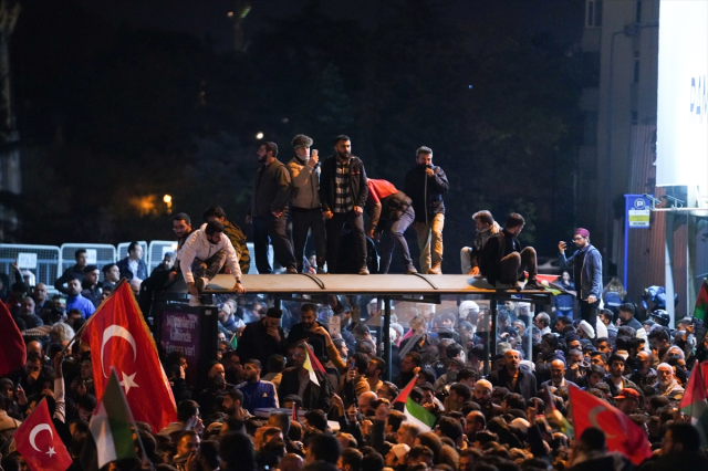 İstanbul Valiliği: İsrail protestosunda 1 kişi hayatını kaybetti, 63 kişi yaralandı