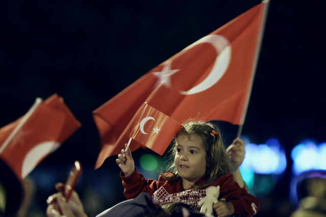 81 ilden görüntü yağıyor! Cumhuriyetin 100. yılı yurt genelinde coşkuyla kutlanıyor