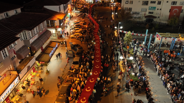 81 ilden görüntü yağıyor! Cumhuriyetin 100. yılı yurt genelinde coşkuyla kutlanıyor