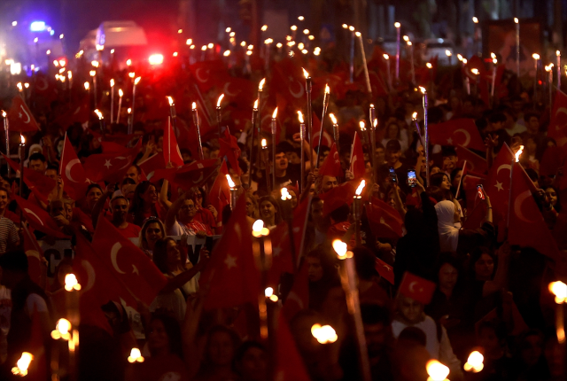 81 ilden görüntü yağıyor! Cumhuriyetin 100. yılı yurt genelinde coşkuyla kutlanıyor