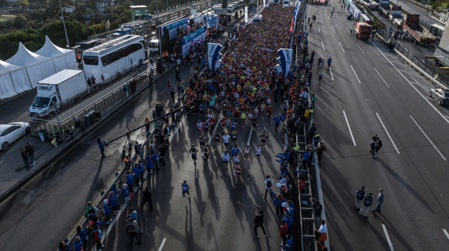 Son Dakika: 45. İstanbul Maratonu'nda Kenyalılar ipi göğüsledi! İşte kazandıkları para ödülü