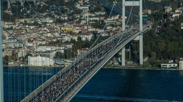 Son Dakika: 45. İstanbul Maratonu'nda Kenyalılar ipi göğüsledi! İşte kazandıkları para ödülü