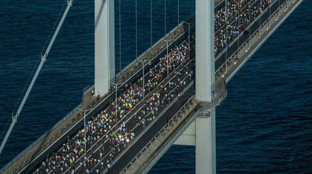 Son Dakika: 45. İstanbul Maratonu'nda Kenyalılar ipi göğüsledi! İşte kazandıkları para ödülü