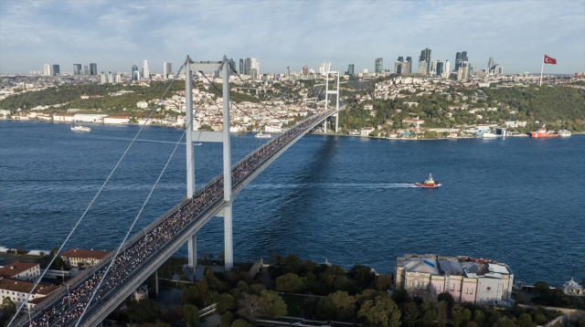 Son Dakika: 45. İstanbul Maratonu'nda Kenyalılar ipi göğüsledi! İşte kazandıkları para ödülü