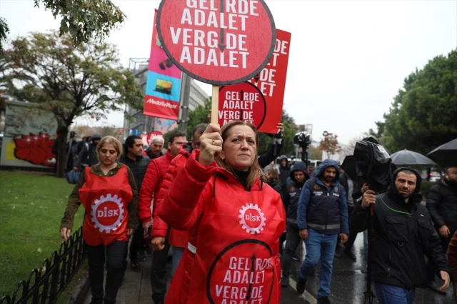 DİSK, gelir ve vergi adaletsizliği nedeniyle İstanbul'dan Ankara'ya yürüyüş başlattı