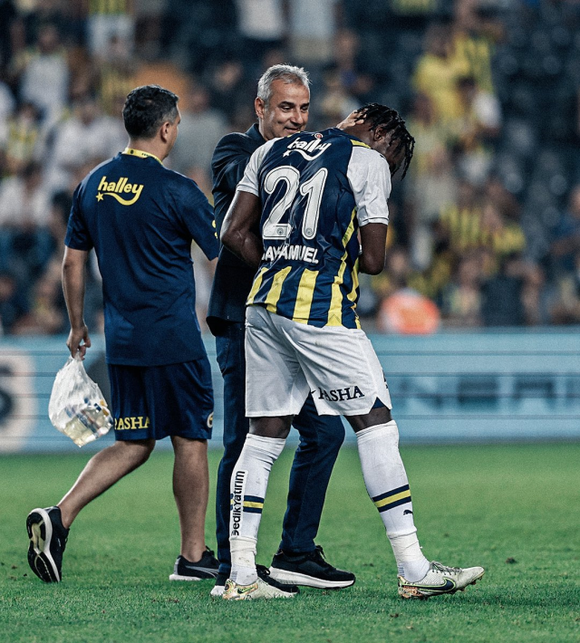 Cezalı duruma düştü! Fenerbahçe'nin yıldızı milli ara dönüşü yok