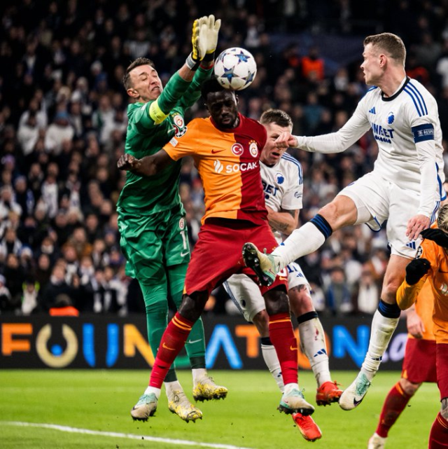 Kopenhag'a 1-0 yenilen Galatasaray Şampiyonlar Ligi'nden elendi