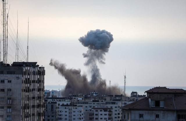 Hamas rehine takasının devam etmesi için İsrail'e tam ateşkes şartı koştu