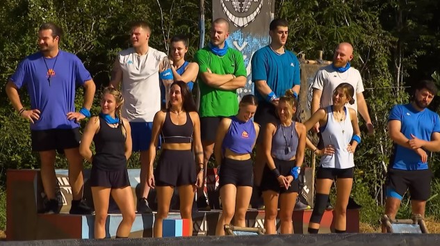 Survivor All Star 2024 Heyecanla Başladı! Acun Ilıcalı bu sefer de zıplayan klasik otomobille giriş yaptı