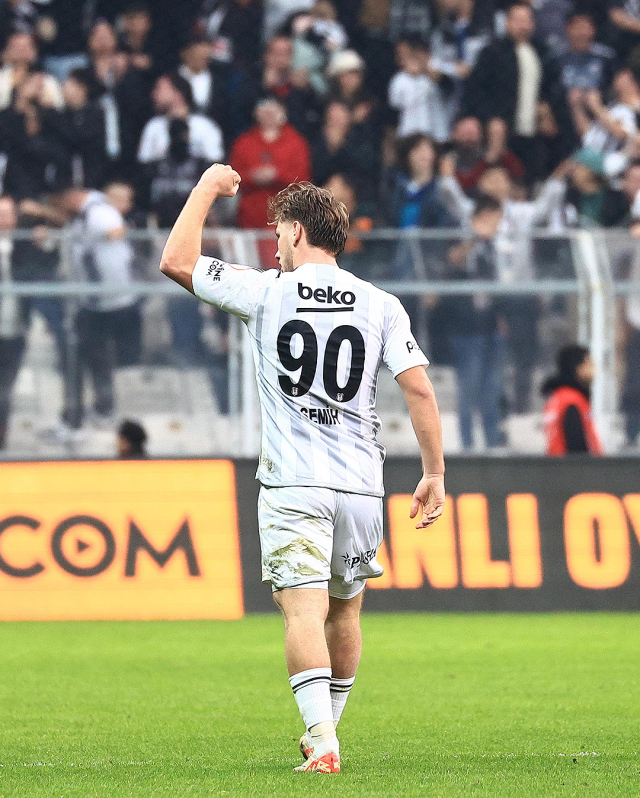 Kara Kartal'dan gol şov! Beşiktaş, Çaykur Rizespor'u deplasmanda 4-0 yendi