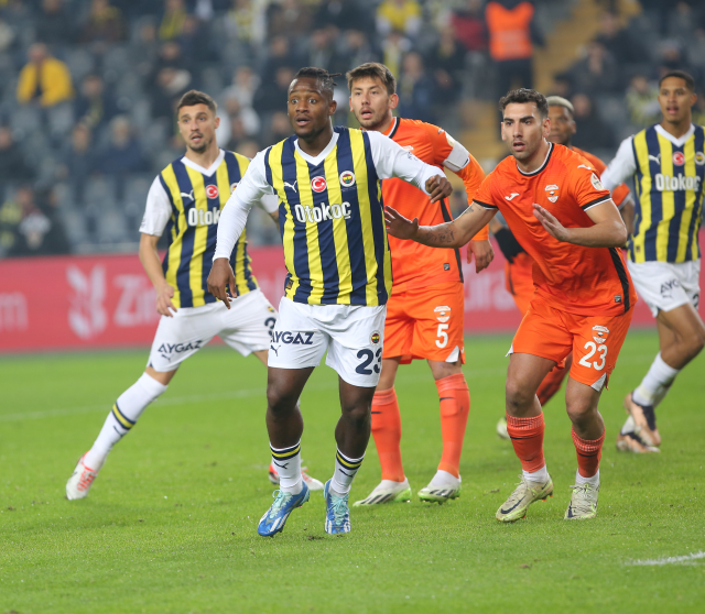 Fenerbahçe, Adanaspor'u 6-0 yenerek Ziraat Türkiye Kupası'nda son 16 turuna yükseldi