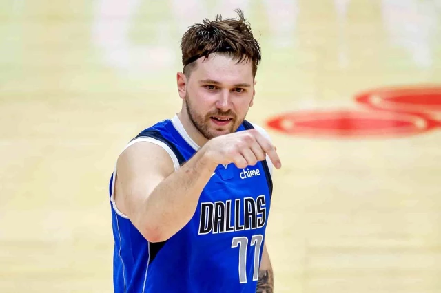 Luka Doncic, NBA tarihinde bir maçta en çok sayı atan 4. oyuncu oldu