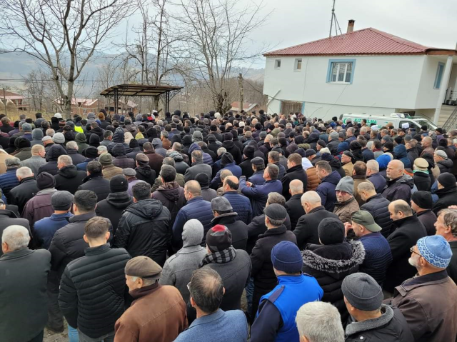 Taziye ziyaretinde kalp krizi geçirdi, iki arkadaş yan yana toprağa verildi