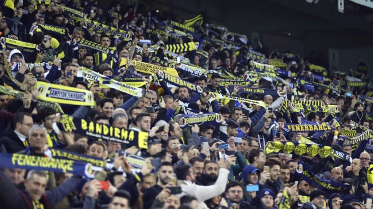 İsmail Kartal'a tepki yağıyor! İşte Fenerbahçe taraftarının istediği teknik direktör