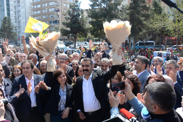 Diyarbakır'da DEM Partili başkanlar göreve başladı