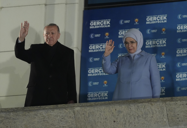 Cumhurbaşkanı Erdoğan'dan seçim sonrası balkon konuşması: Türk milleti mesajını vermiştir